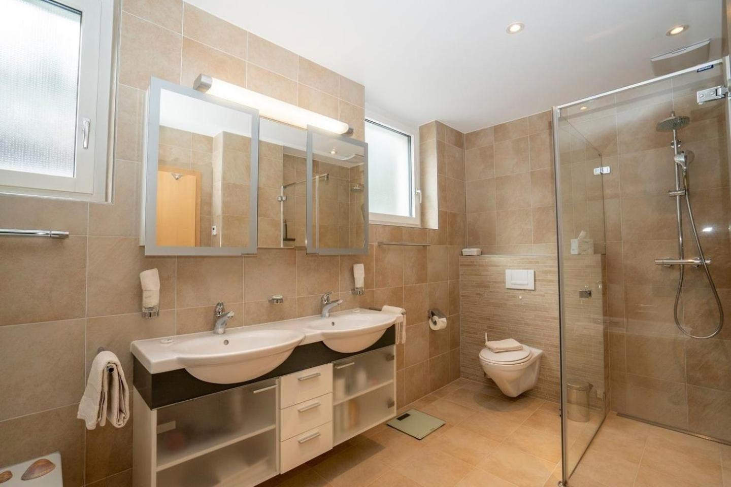 Chasa Miramunt 6 Apartment Scuol Exterior photo